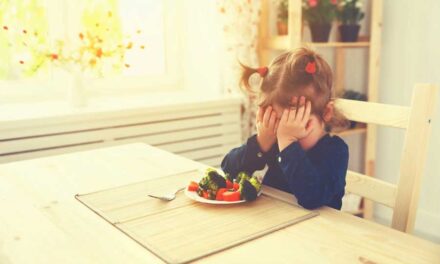 Il bambino rifiuta alcuni alimenti: cosa fare?