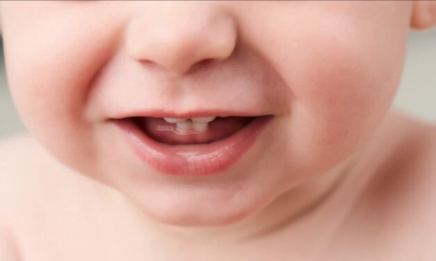 Igiene orale: cominciamo dai denti da latte