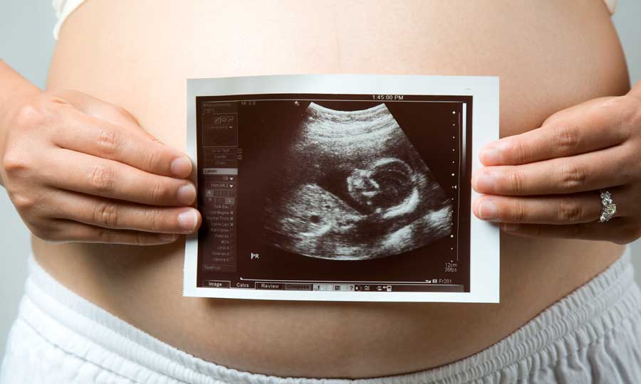 Come nasce una mamma: cosa cambia in gravidanza