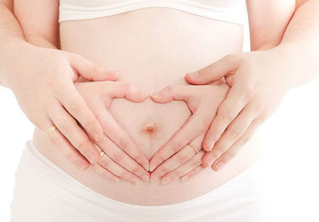 Vietato bere alcol in gravidanza: rischi anche in piccole quantità